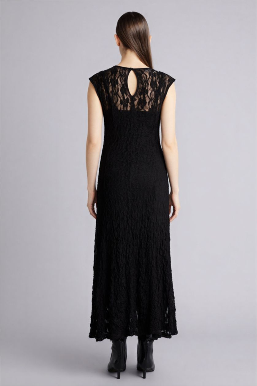 حريمي أسود فستان طويل نص كم دانتيل سليم فيت وياقة مستديرة