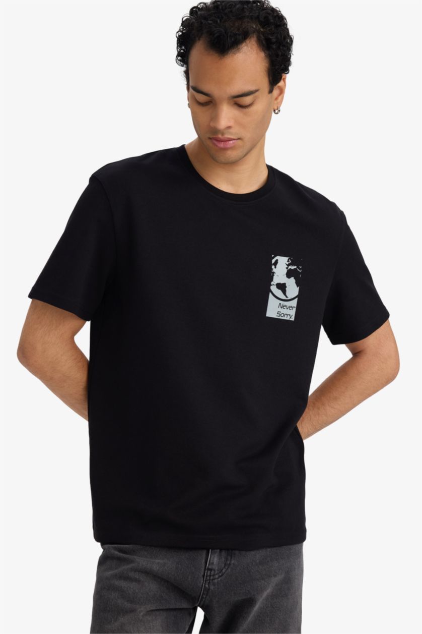 Man Black Regular Fit Crew Neck Short Sleeve T-Shirt