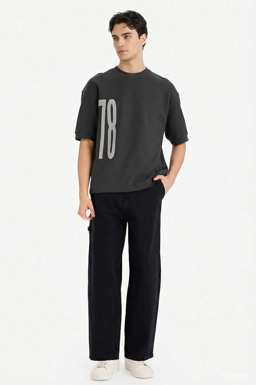 Men Anthracite Breathable Loose Fit Printed T-Shirt