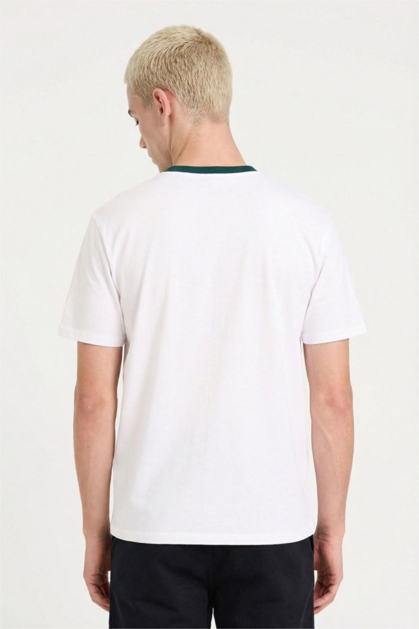 رجال أبيض تيشيرت نص كم مطبوع قصة عادية برقبة مستديرة