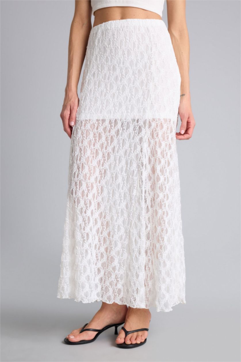 Woman Ecru A Cut Lace Lined Normal Waist Maxi Knitted Skirt