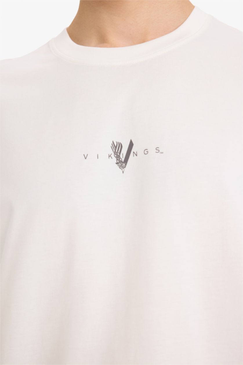 HOMME Écru T-shirt imprimé Vikings à col rond et manches courtes Coupe boxy