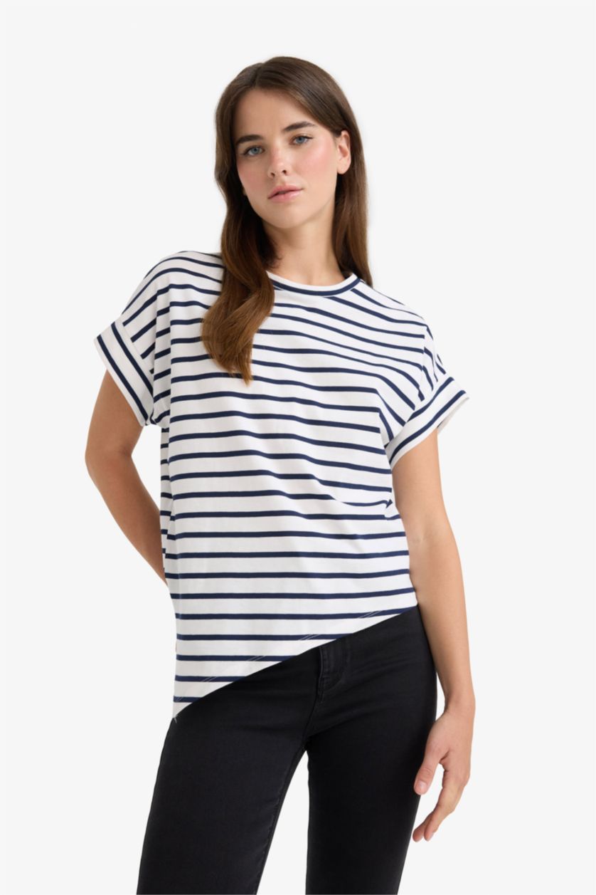 FEMME Marin T-shirt rayé asymétrique à col rond à manches courtes