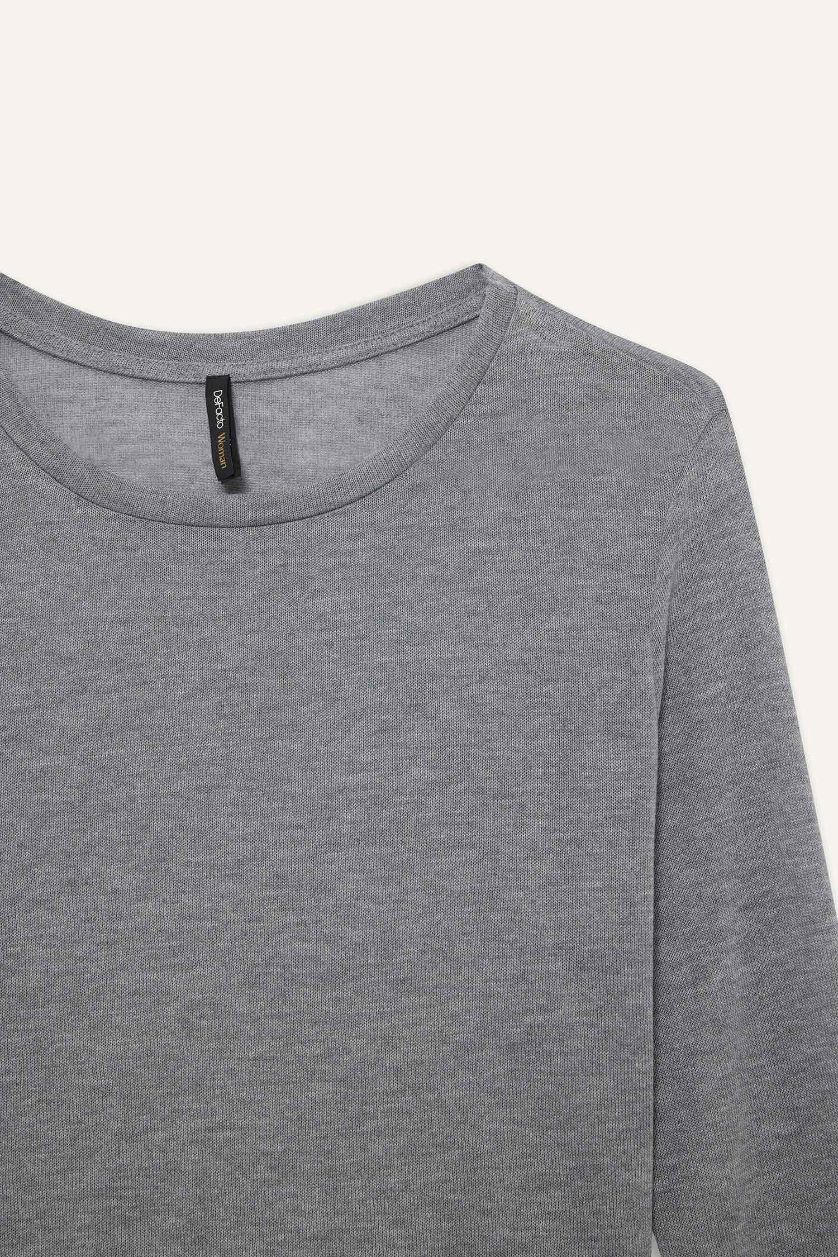 Әйелдерге Сұр Меланж Регулярного кроя футболка с длинными рукавами и круглым вырезом.