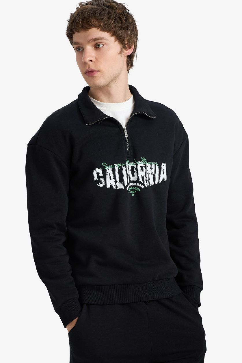 Erkek Siyah Boxy Fıt Dik Yaka Baskılı Sweatshirt