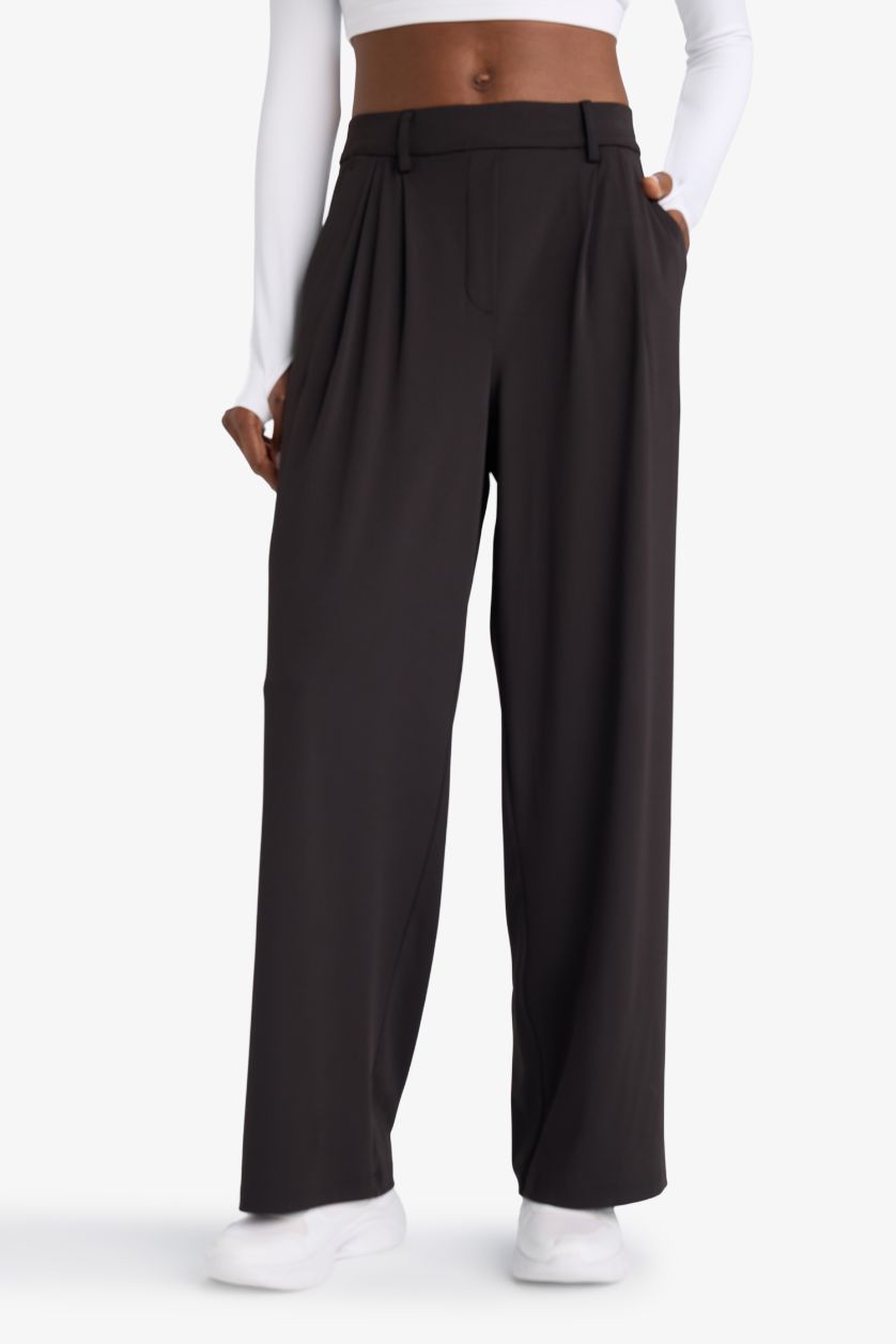 Kadın Siyah Wide Leg Geniş Paça Cepli Pileli Standart Boy Premium Sporcu Pantolon