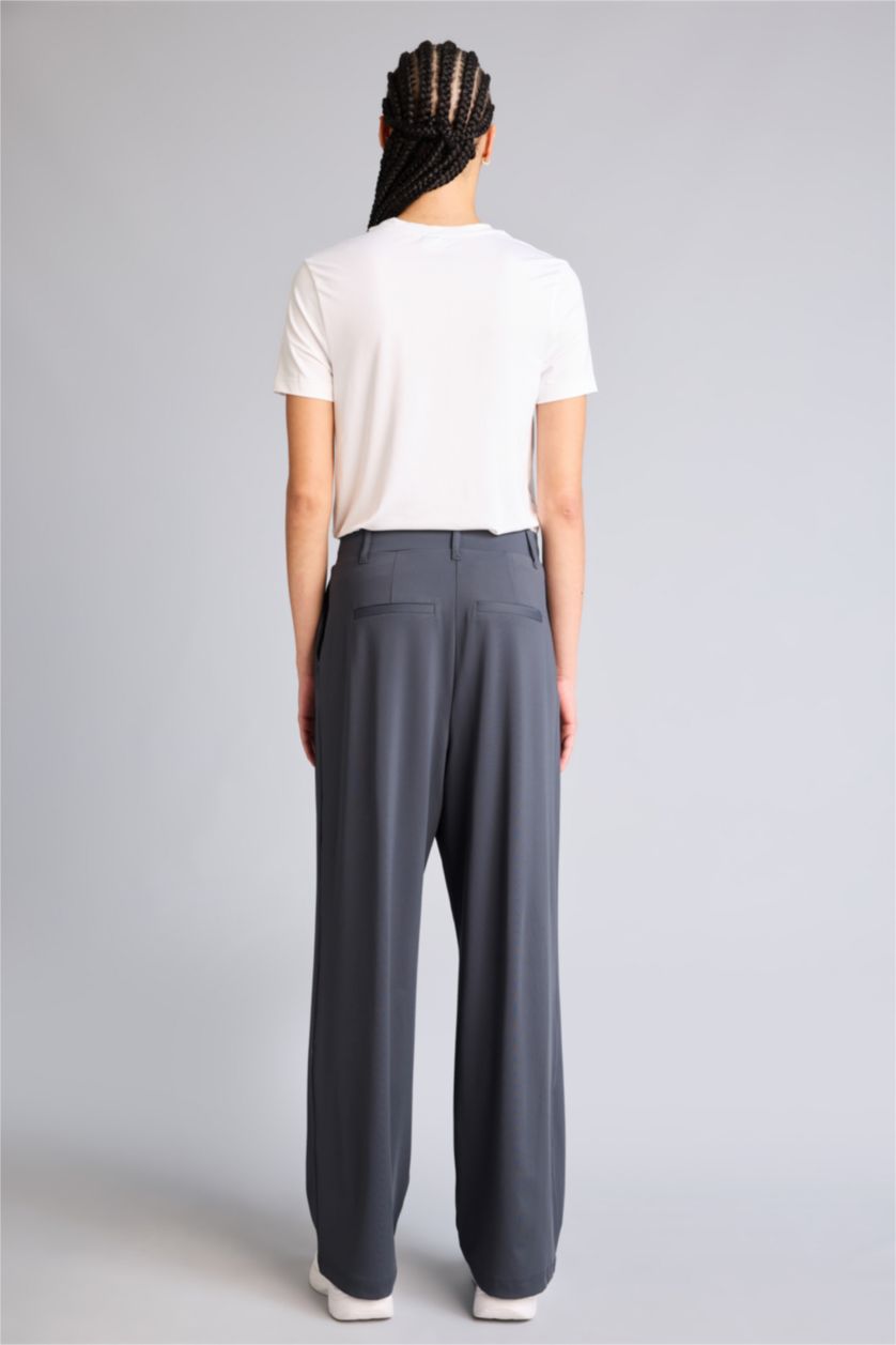 نساء أنثرا سروال واسع