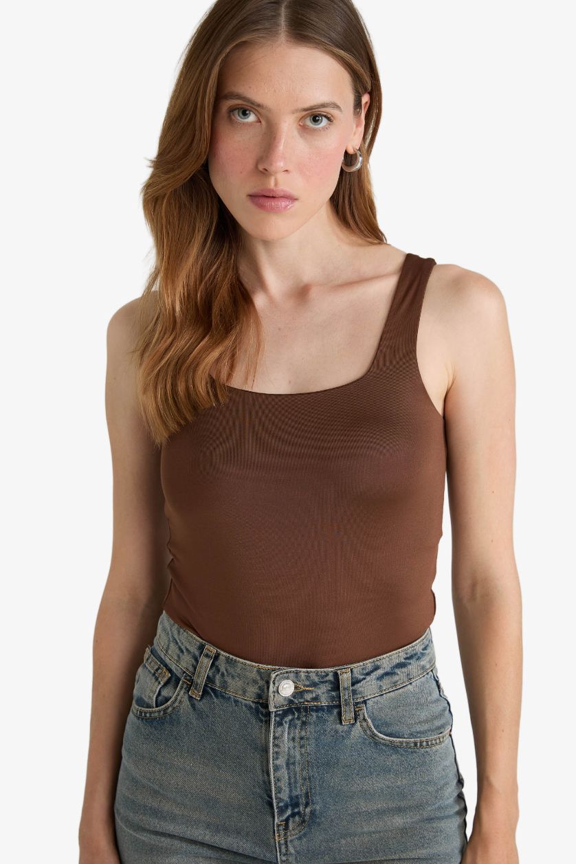 Kadın Kahve Kare Yaka Basic Düz Çıtçıtlı Body