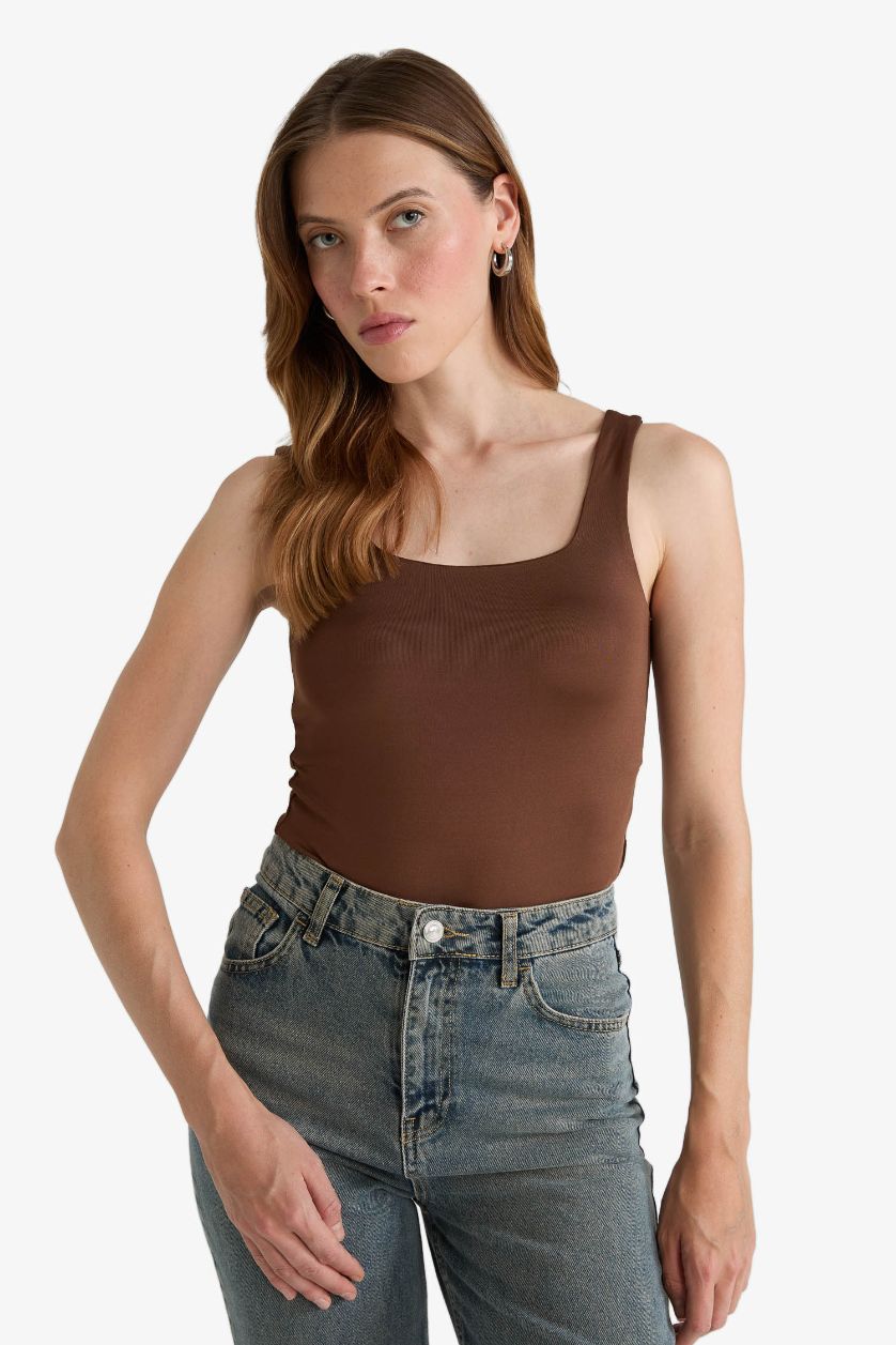 Kadın Kahve Kare Yaka Basic Düz Çıtçıtlı Body