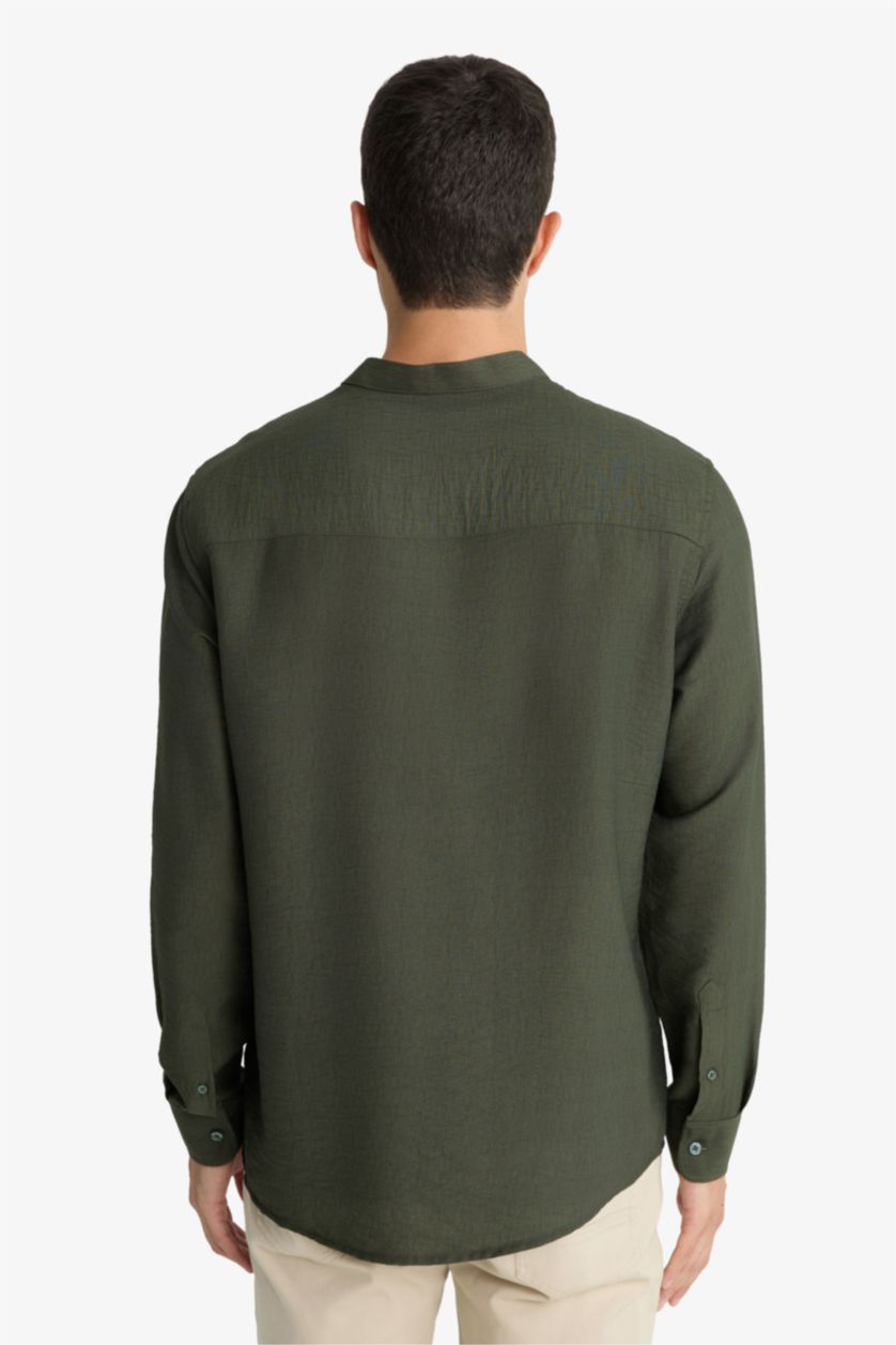 MAN Khaki قميص كم طويل قصة عادية وياقة عالية