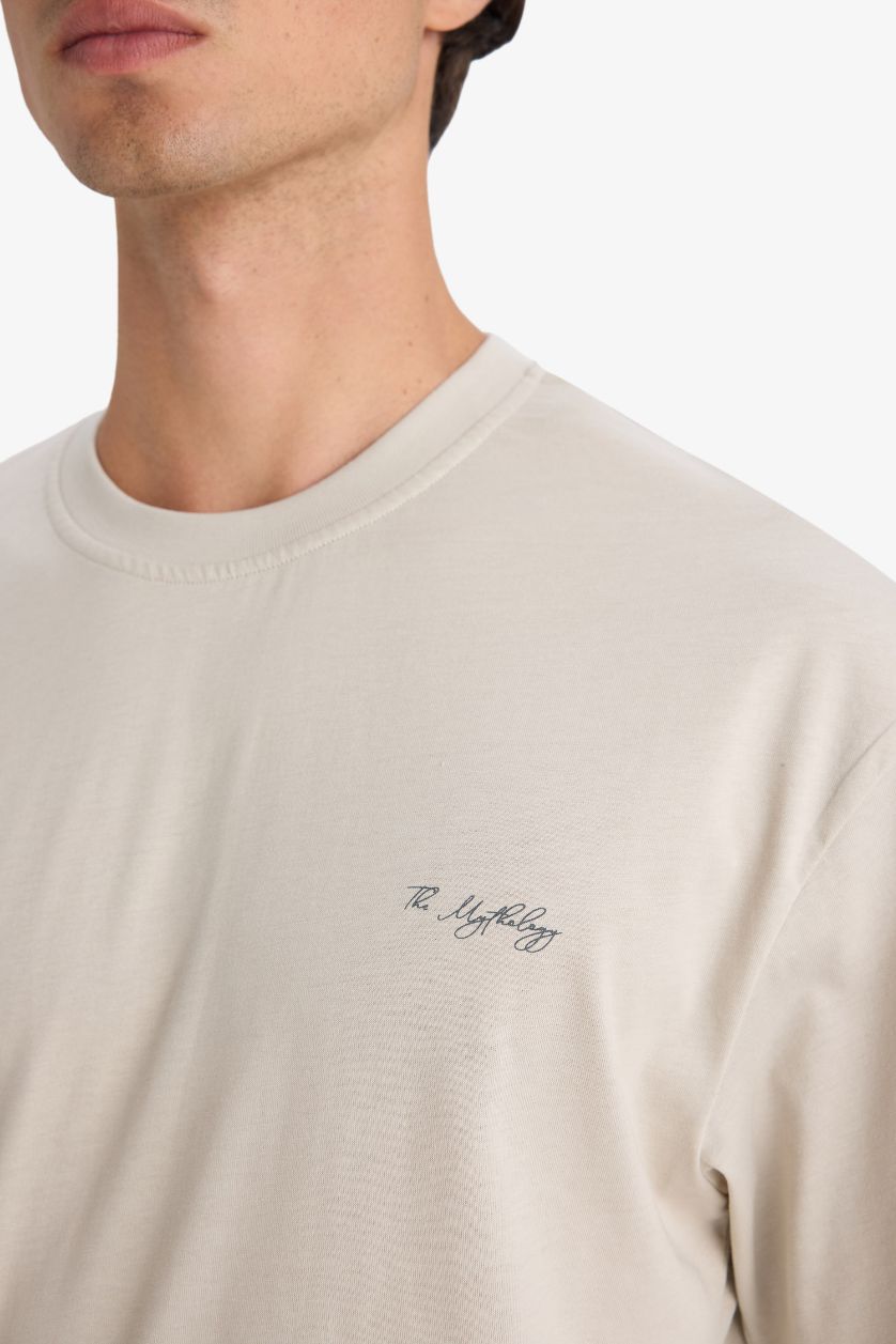 HOMME Beige T-shirt boxy en coton imprimé au dos à col rond et manches courtes