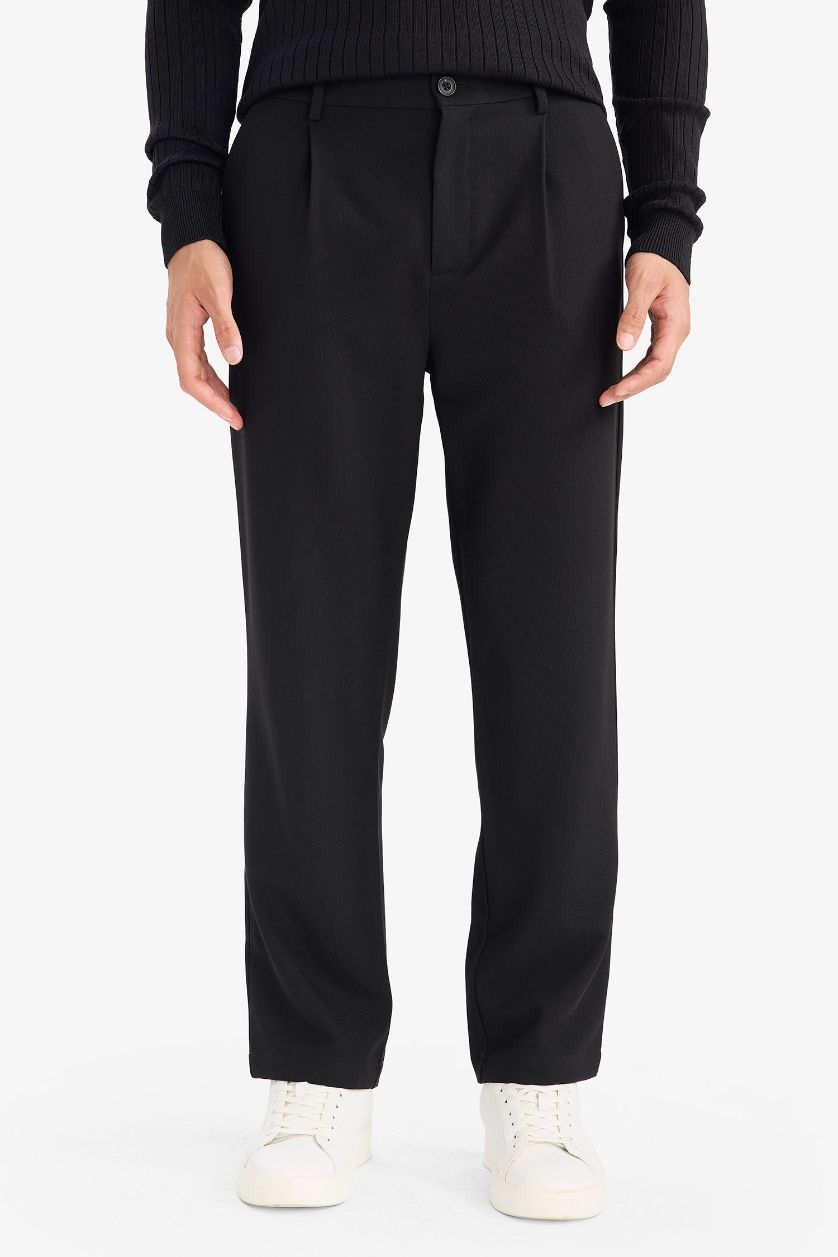 Erkek Siyah Straight Fit Pantolon