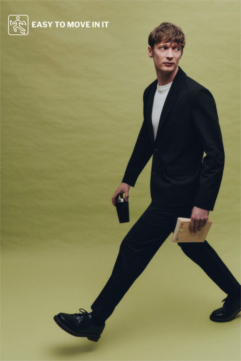 Man Black Tailored Fit Trousers