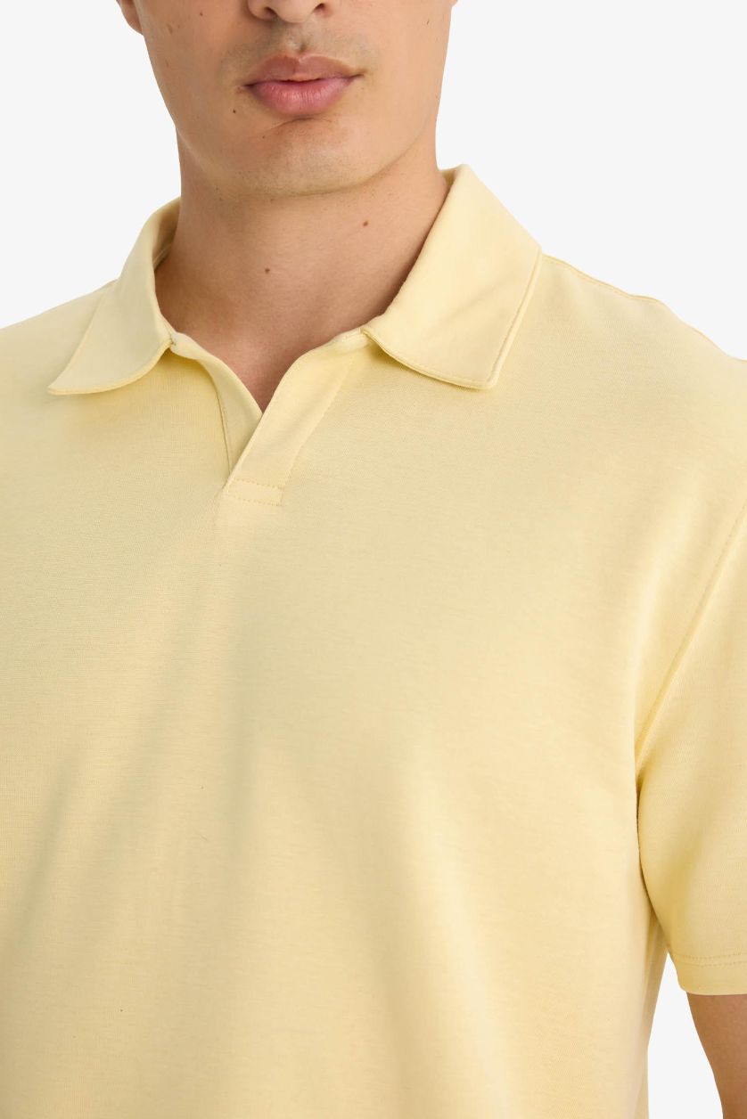 رجال أصفر تيشيرت بولو نص كم قصة عادية