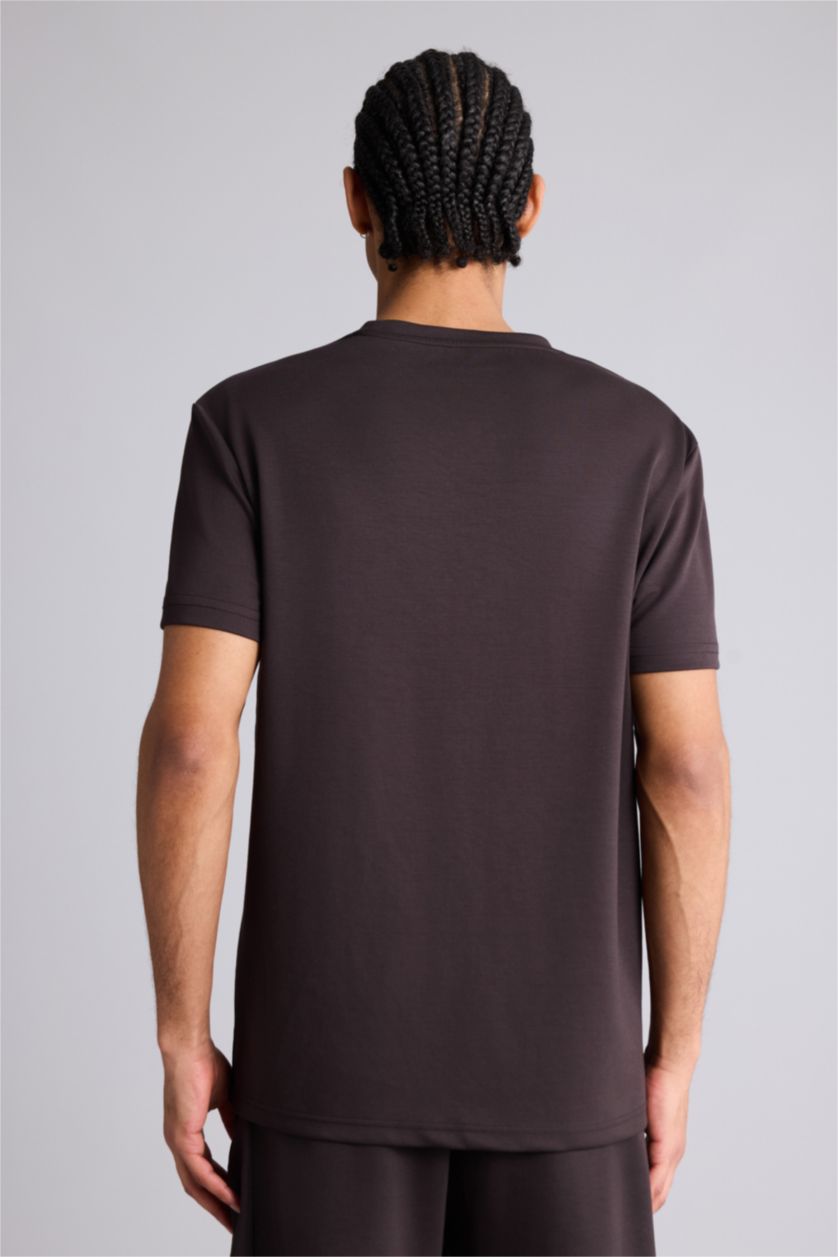 Erkek Kahve Yan Baskılı Sporcu Tişört