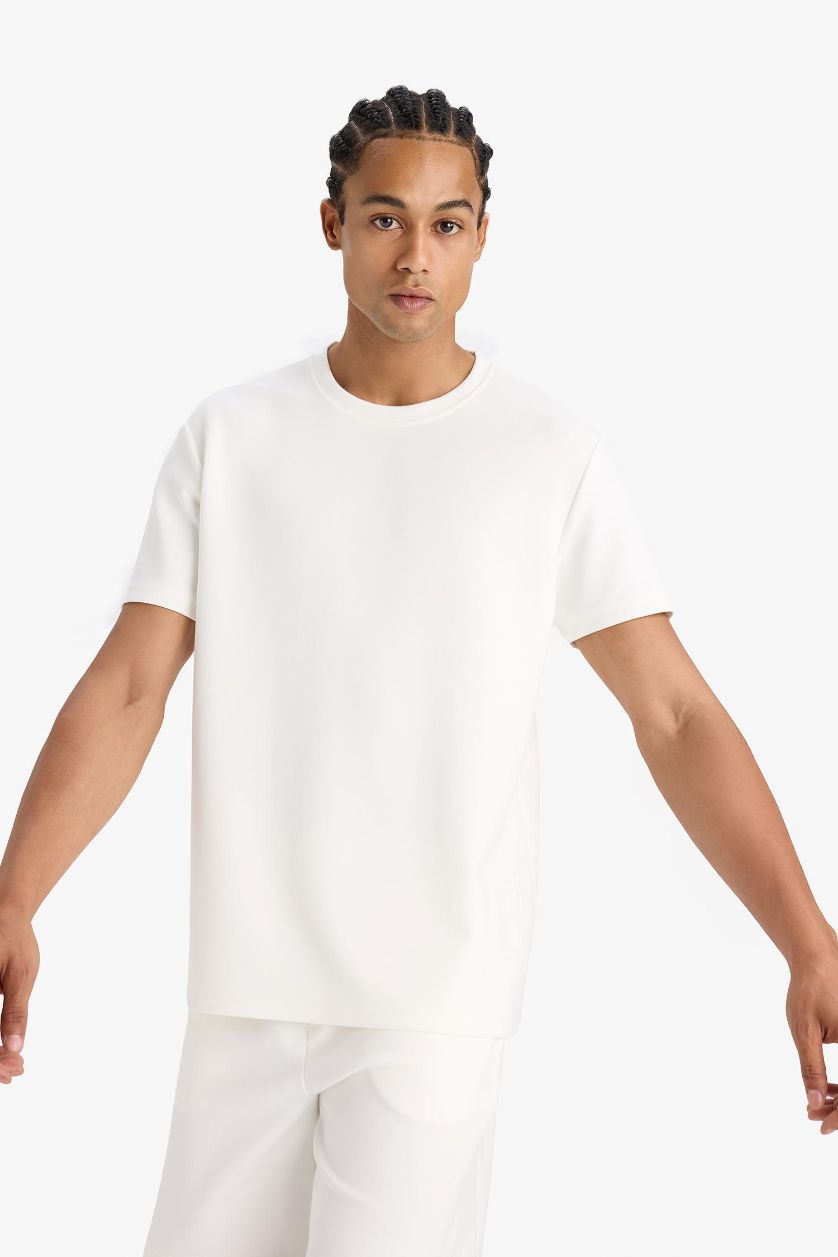 Erkek Ekru Standart Fit Bisiklet Yaka Modal Baskılı Sporcu Kısa Kollu Tişört