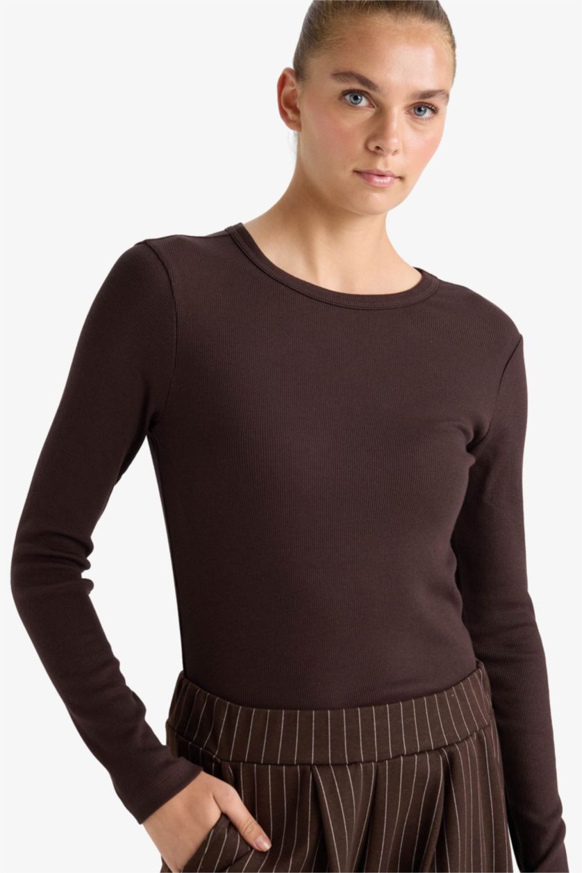 WOMAN Brown تيشيرت كم طويل سليم فيت مضلع