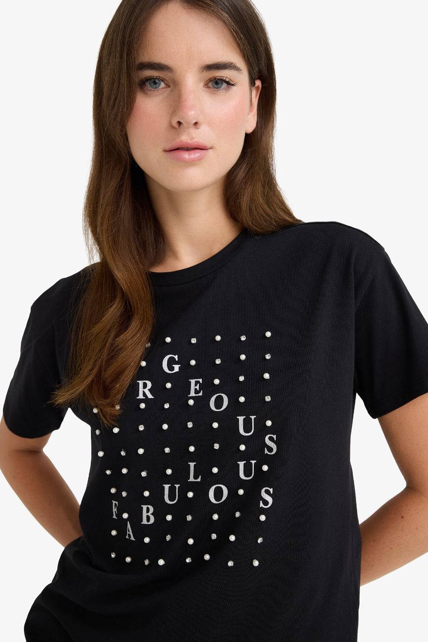 نساء أسود Relax Fit Crew Neck Printed Cotton T-Shirt