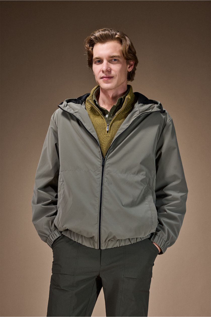 MAN Khaki Regular Fit Puffer Jacket