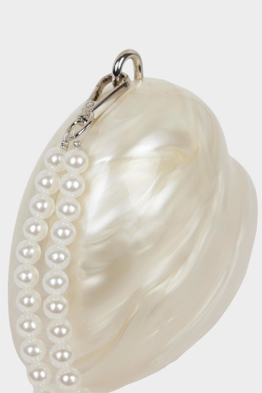 Kadın Beyaz DCEY x DeFacto Kadın Sedef Görünümlü Kalp El Çantası