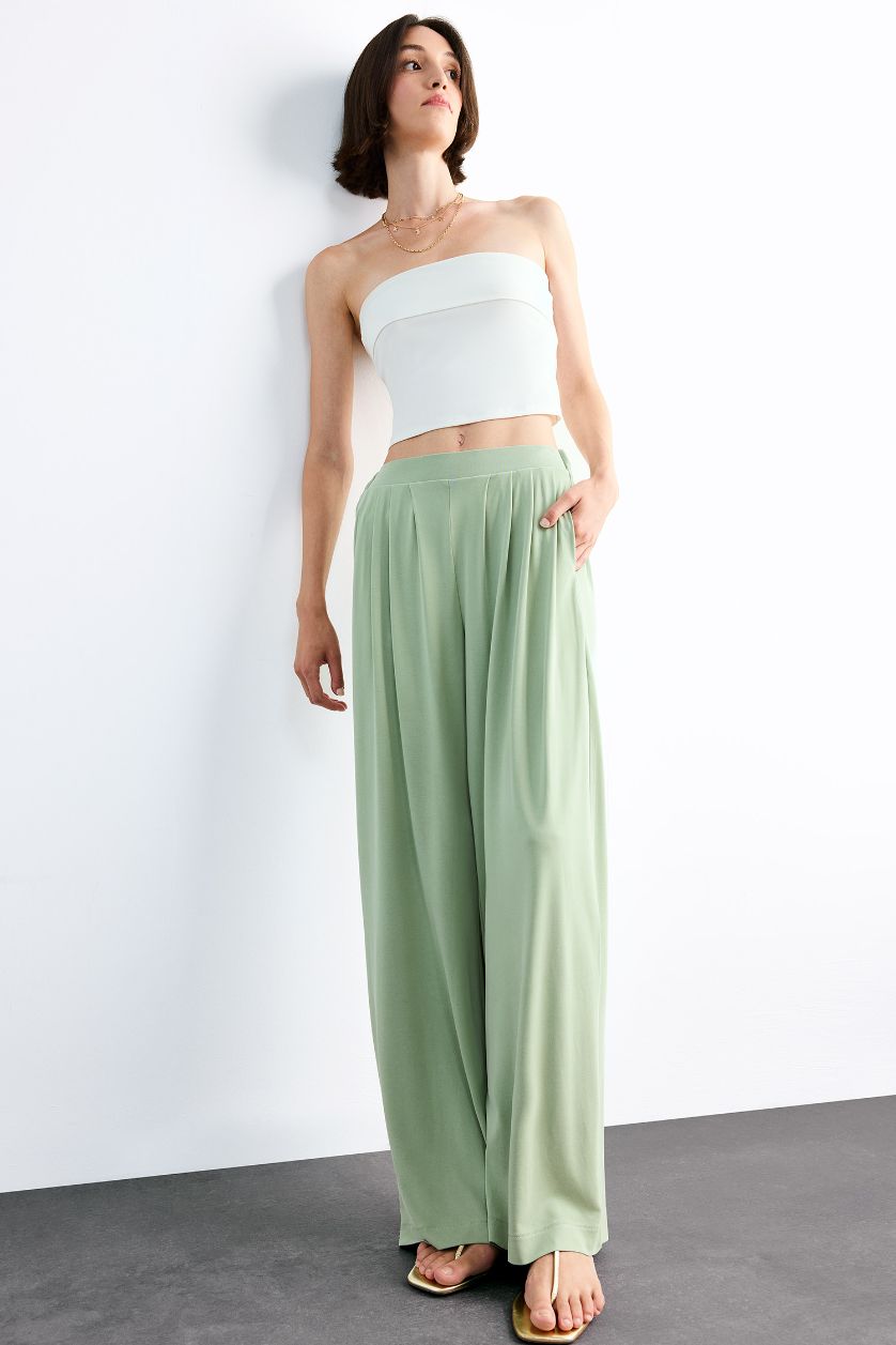 نساء أكوا بنطرون باجي فيت برجل واسع وخصر مطاطي