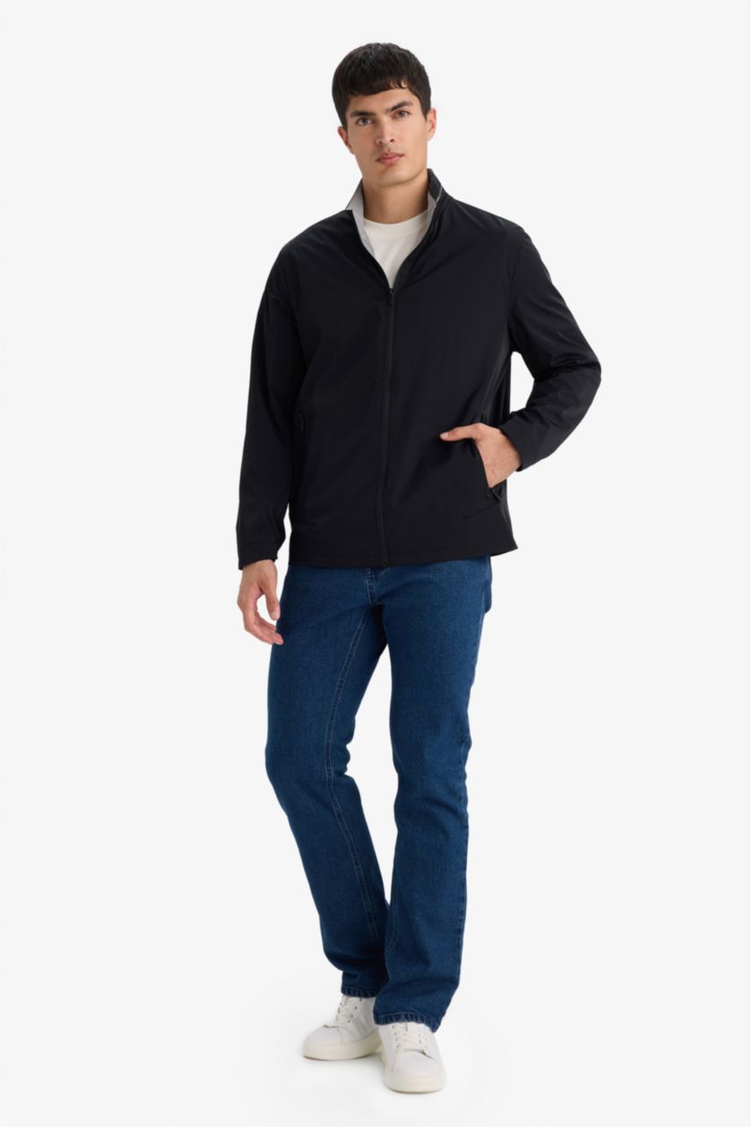 MAN Black Regular Fit Puffer Jacket