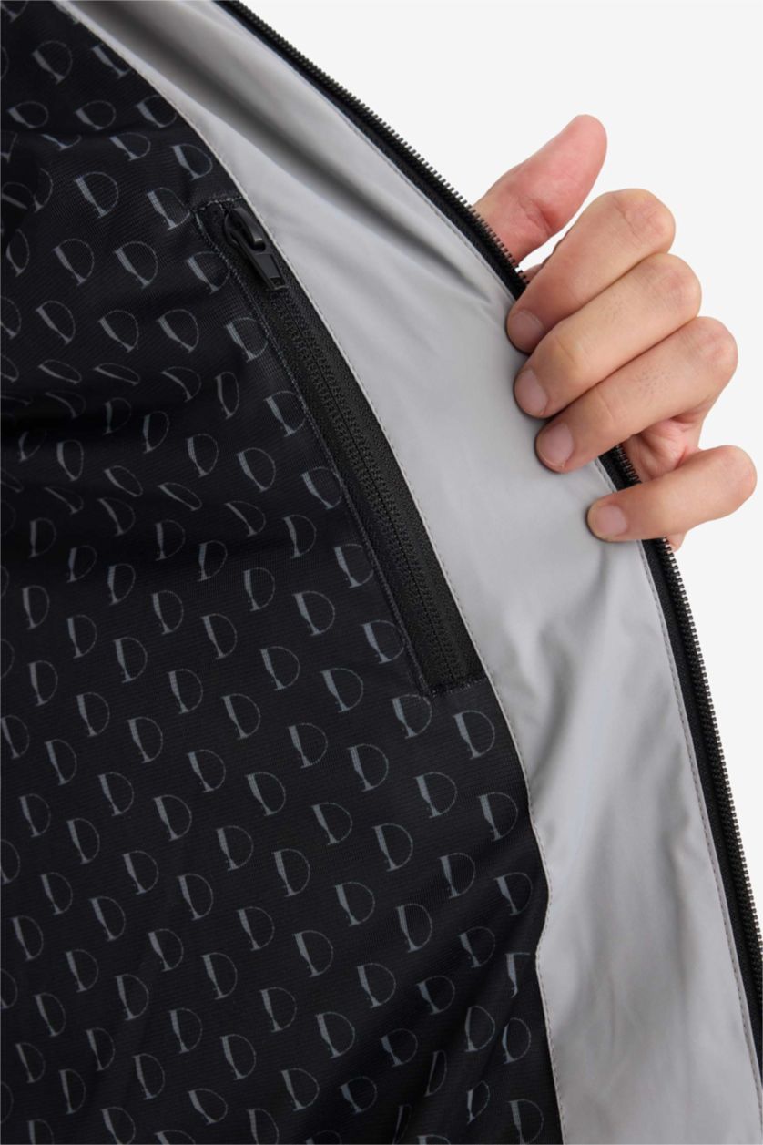 MAN Black Regular Fit Puffer Jacket