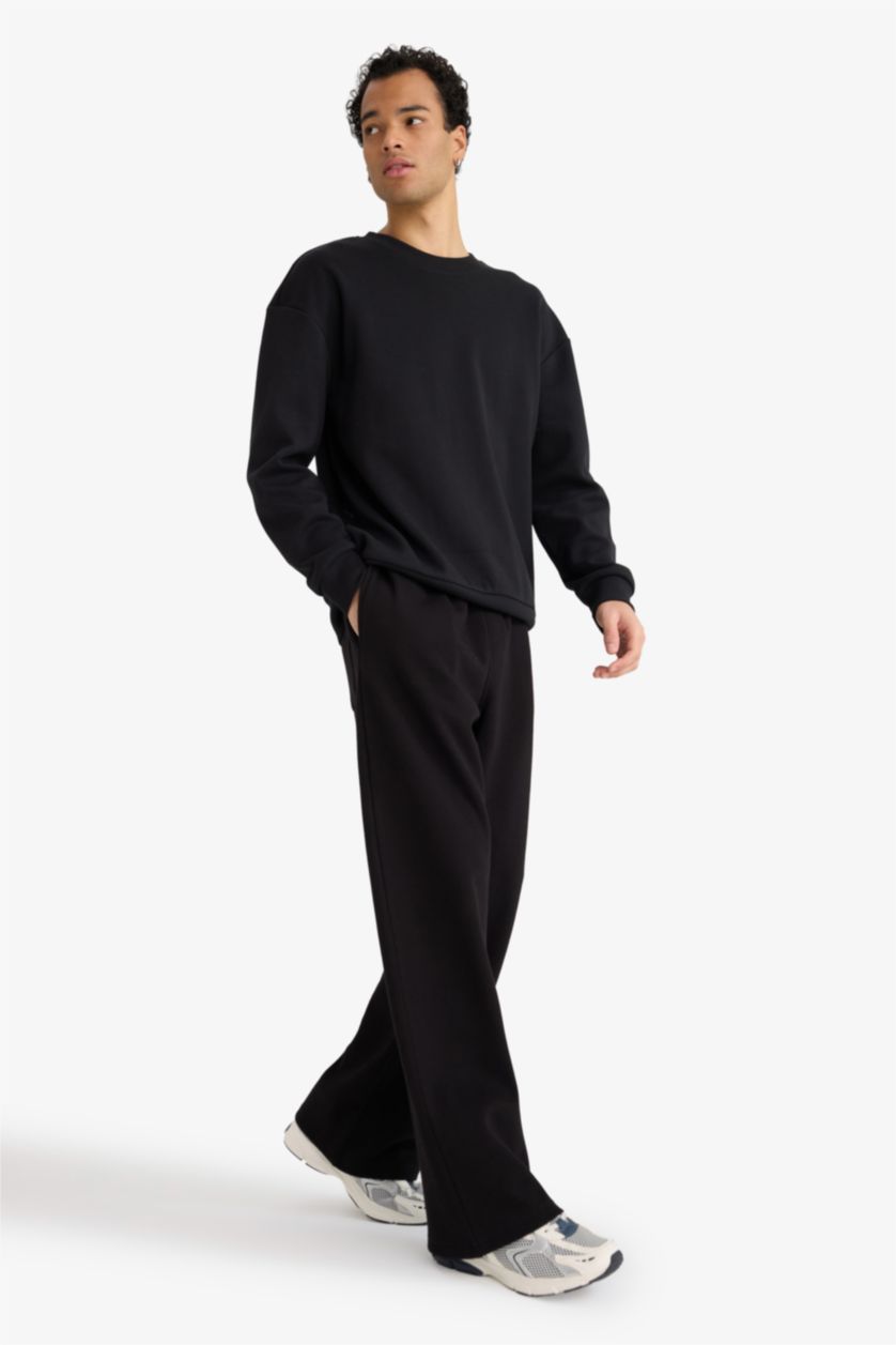 Men Black Wide Leg Trousers