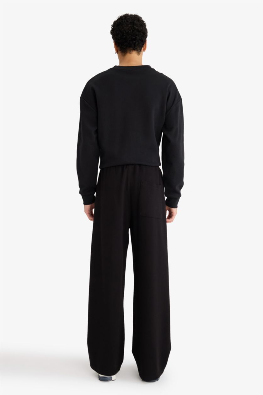 Men Black Wide Leg Trousers
