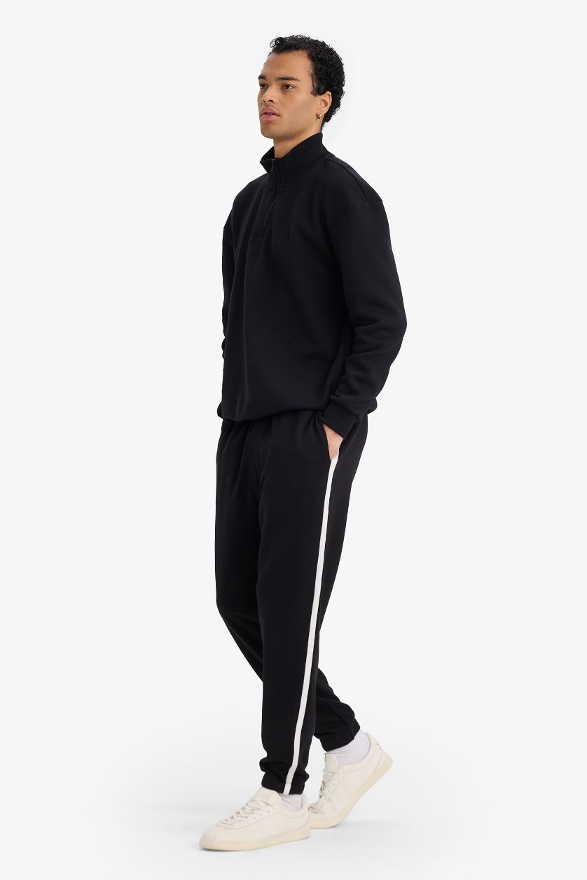 Erkek Siyah Regular Jogger Pantolon