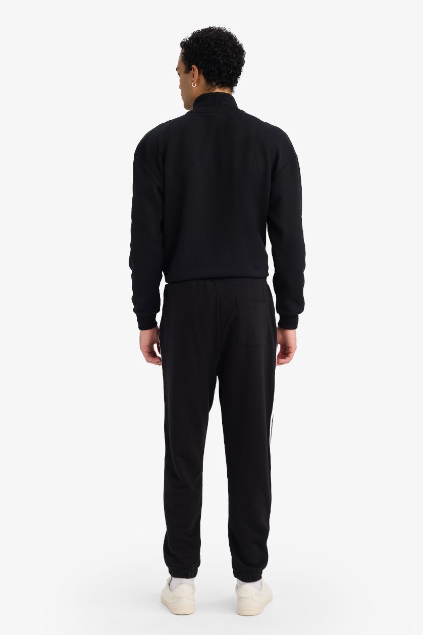 Erkek Siyah Regular Jogger Pantolon