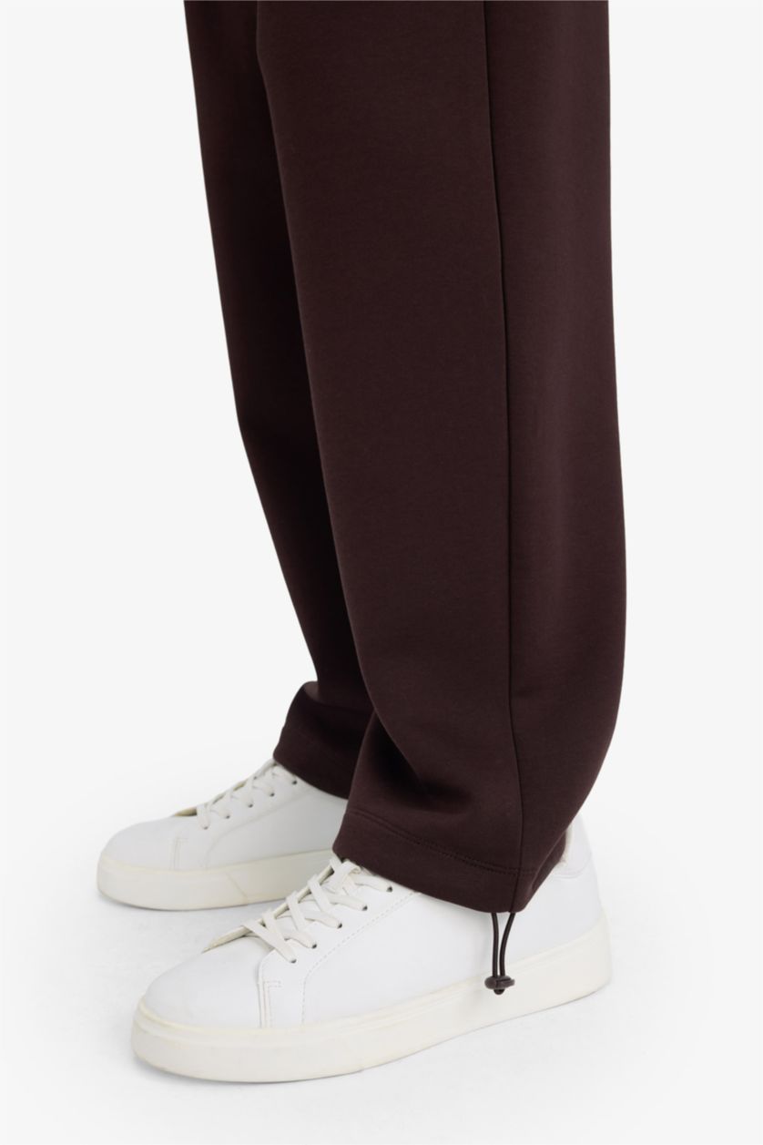 Man Brown Relax Fit Trousers