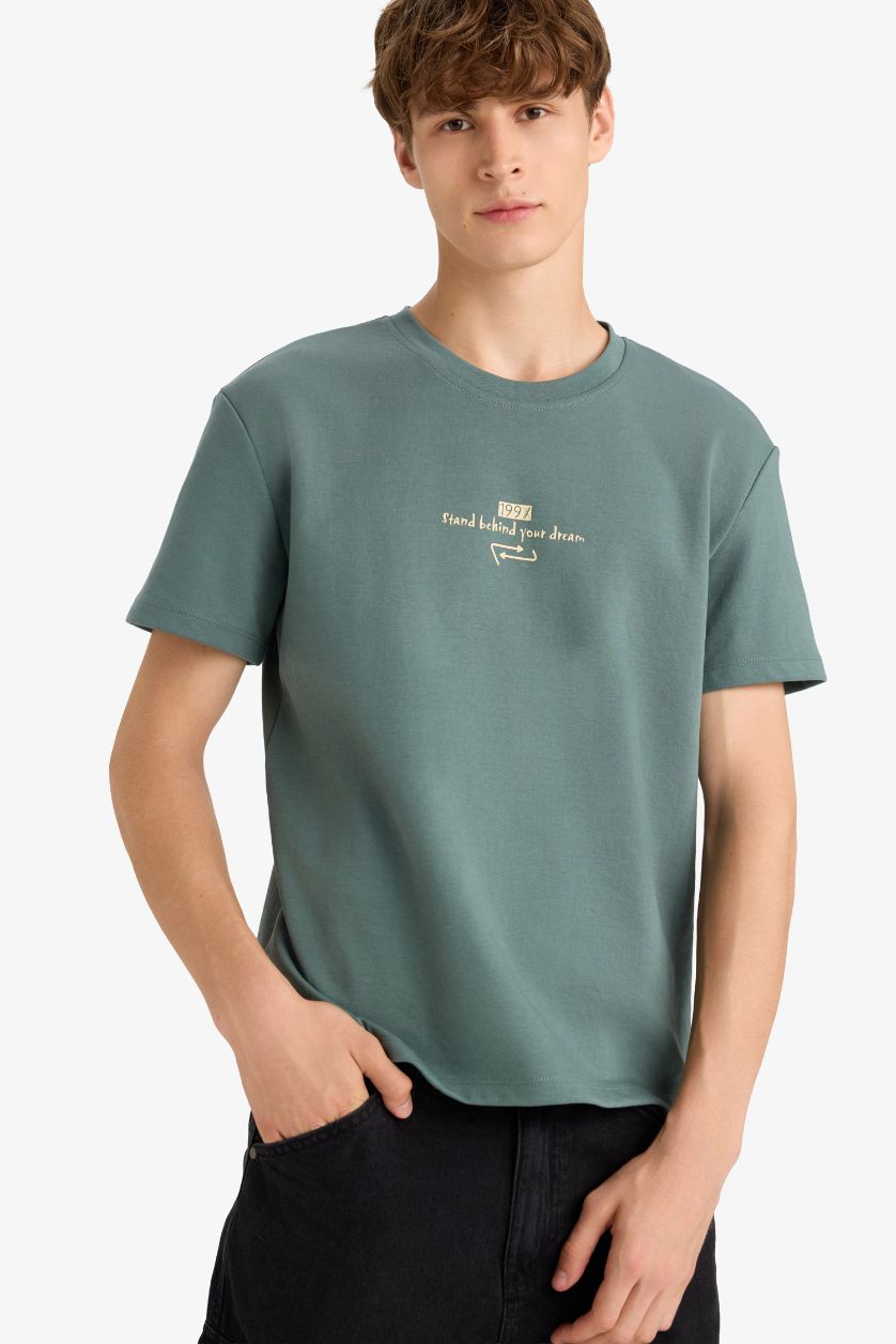 Man Green Boxy Fit Crew Neck Printed Short Sleeve T-Shirt