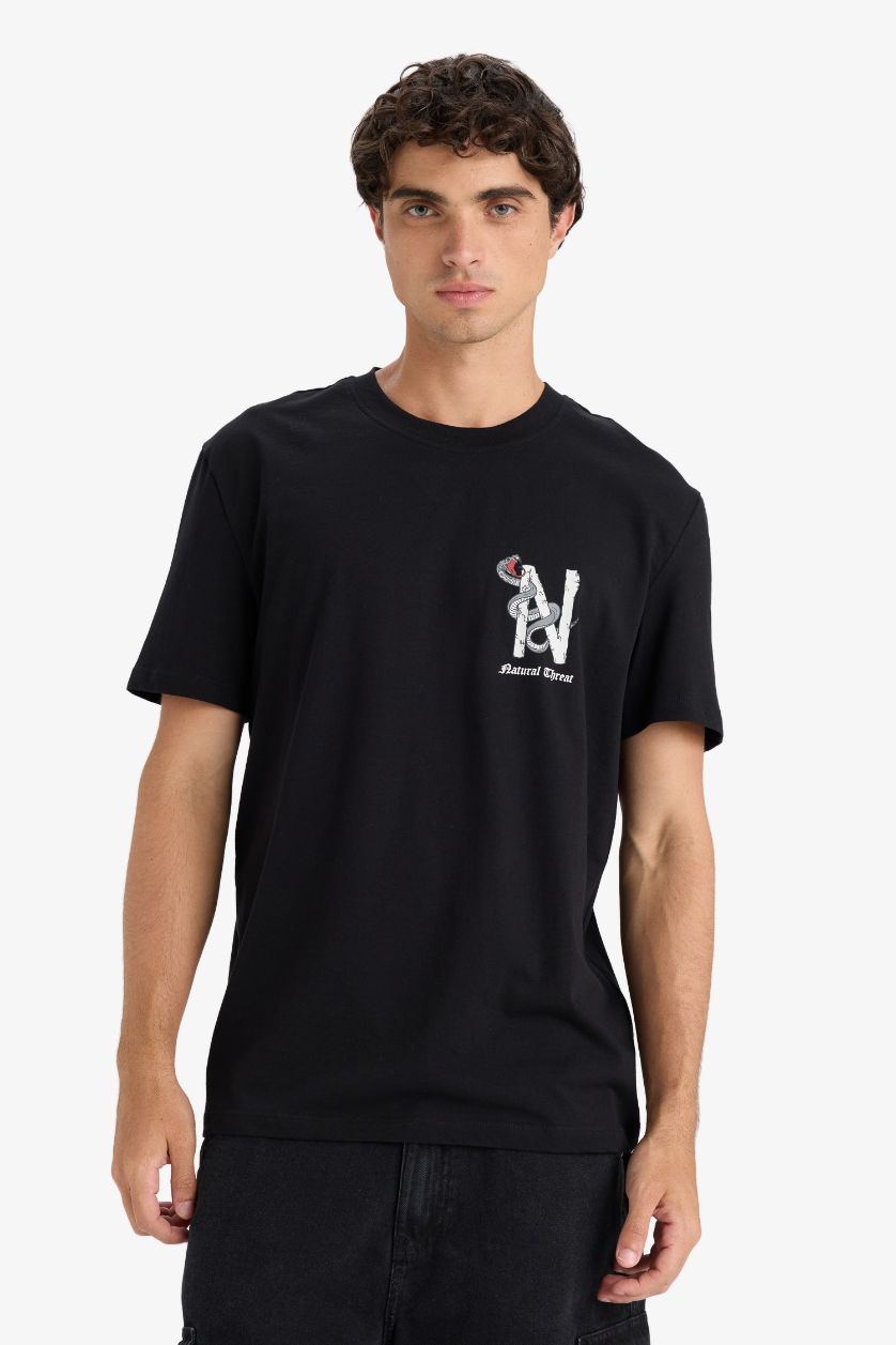 MAN Black Regular Fit Crew Neck Printed Short Sleeve T-Shirt