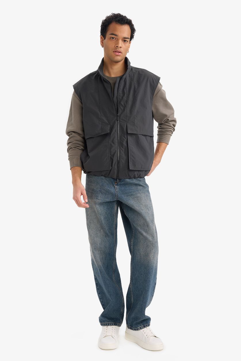 MAN Anthracite Regular Fit Vest