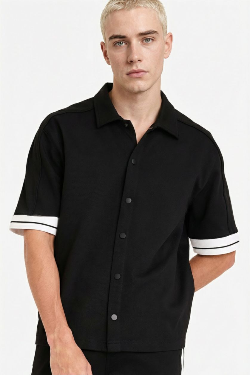 رجال أسود Man Short Sleeve Shirt