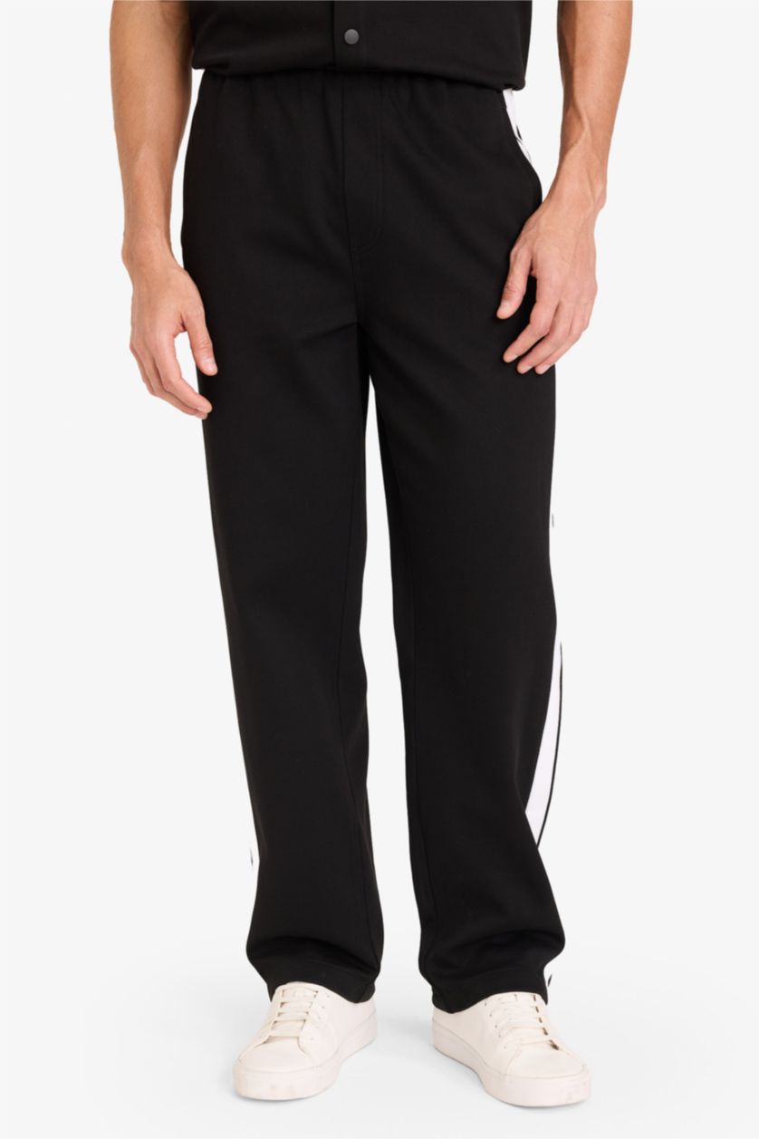 Man Black Relax Fit Trousers