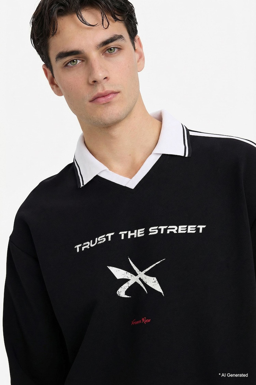 Men Black Breathable Boxy Fit Printed Sweatshirt