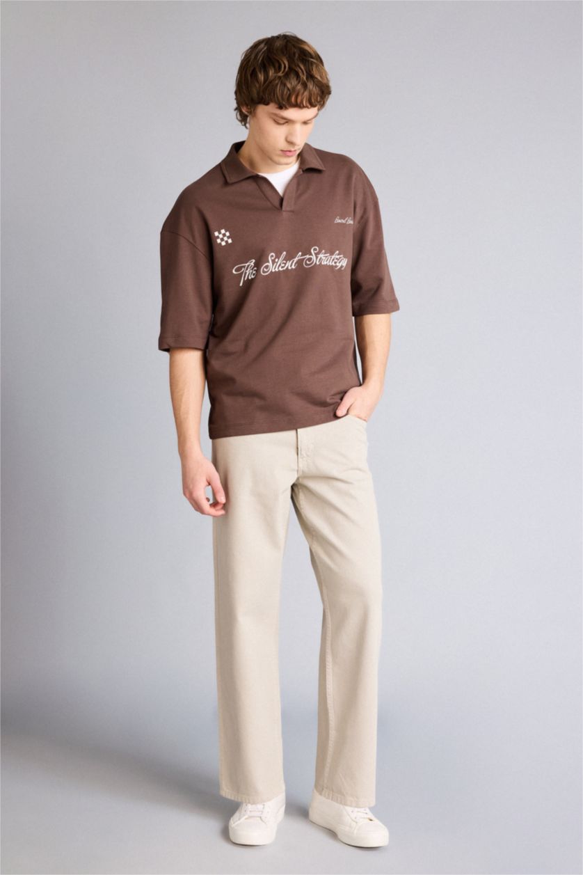 Erkek Açık Kahve Loose Fıt Slogan Baskılı Sweatshirt Kumaşı Polo Yaka Tişört