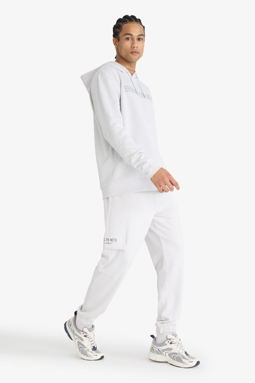 Erkek Açık Gri NBA Brooklyn Nets Standart Fit Skuba Dalgıç Kumaş Jogger