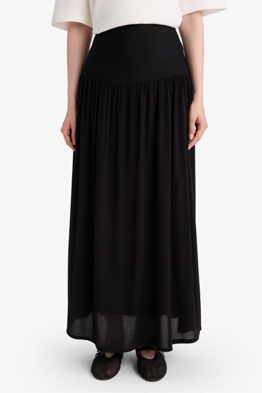 Kadın Siyah A Kesim Krinkıl Kumaş Siyah Maxi Etek