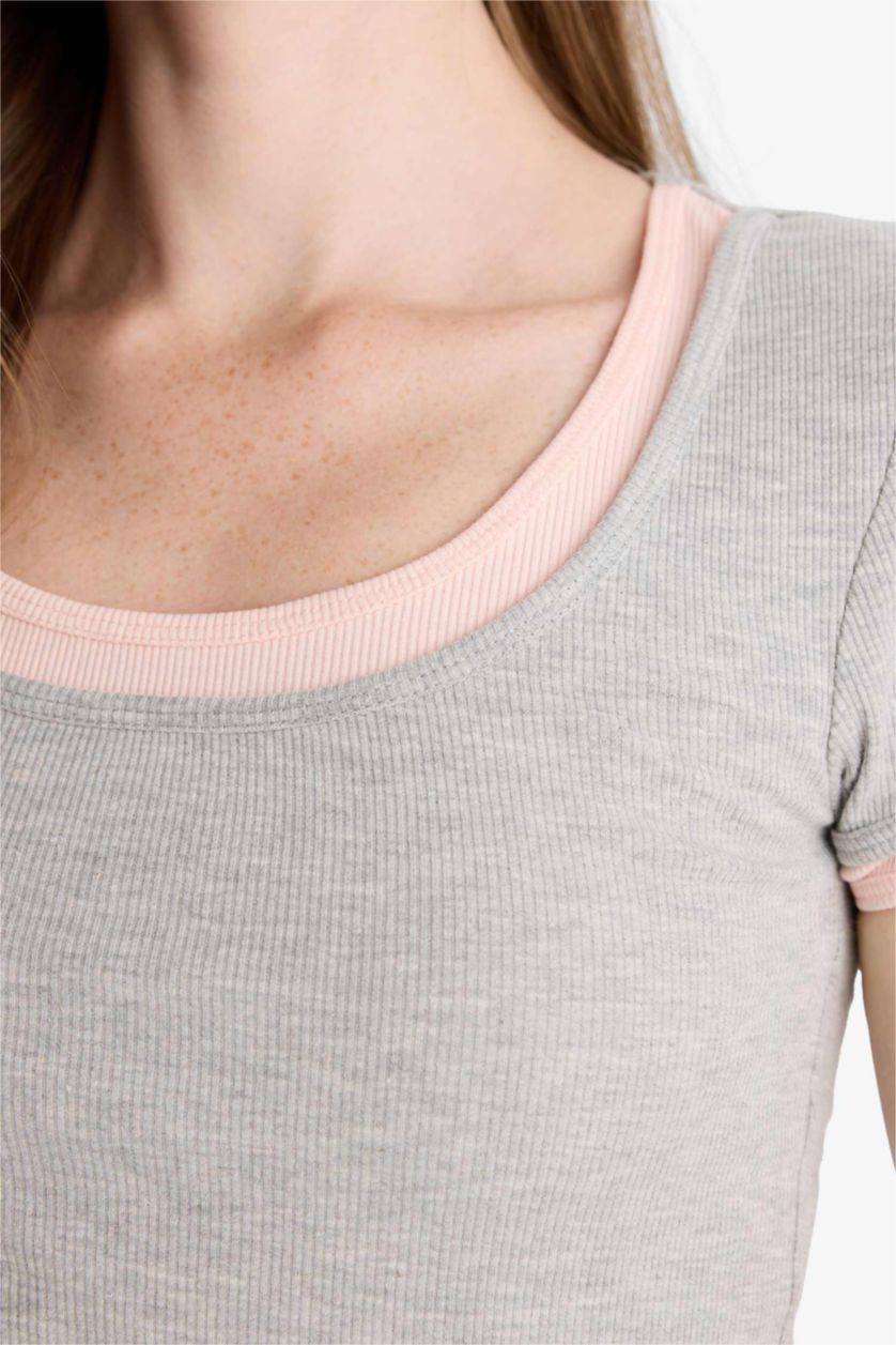 نساء ميلانج رمادي Woman Short Sleeve T-Shirt