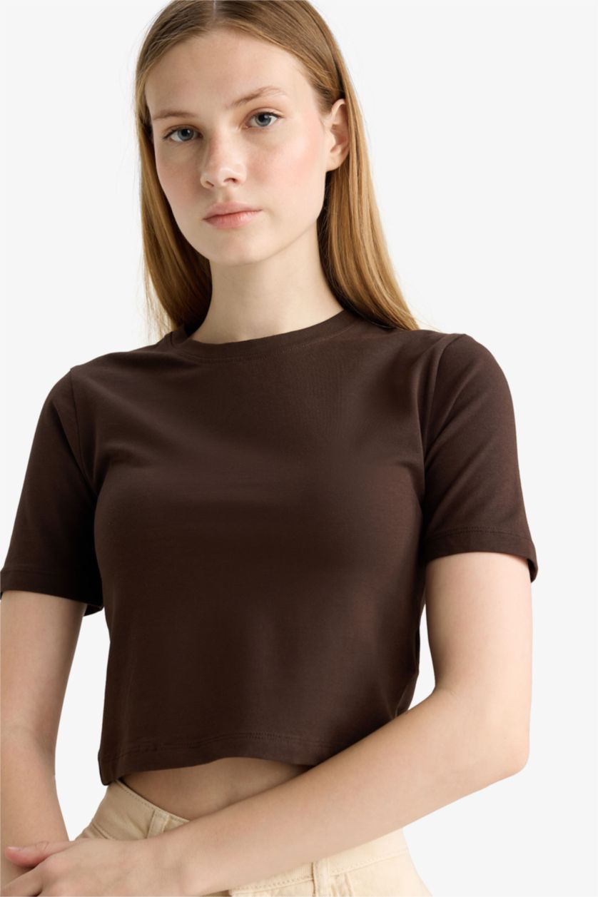 Kadın Açık Kahve Fitted Crop Basic Düz Kısa Kollu Tişört