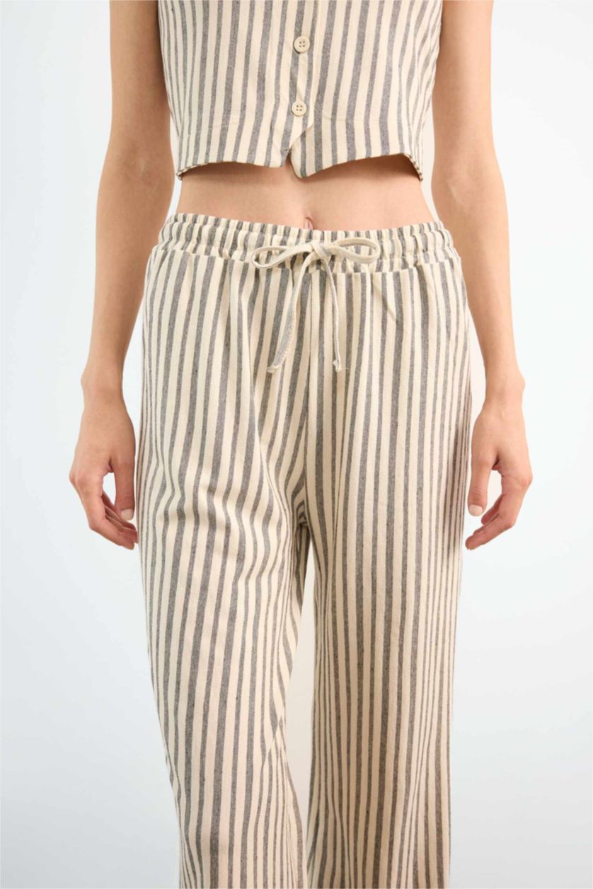 Kadın Ekru Fitted Çizgili Üç Cepli Uzun Pantolon