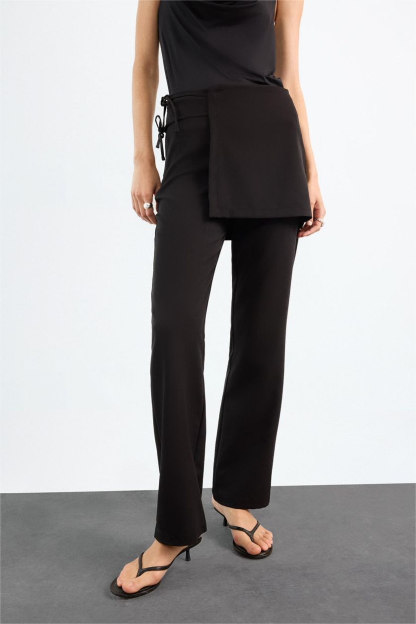 Kadın Siyah Belden Bağlama Detaylı Siyah Pantolon