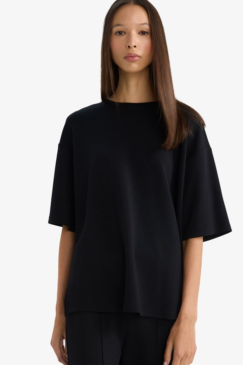 Woman Black Relax Fit Crew Neck Modal Short Sleeve T-Shirt