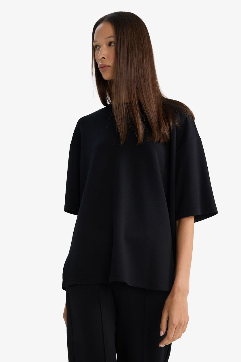 Woman Black Relax Fit Crew Neck Modal Short Sleeve T-Shirt