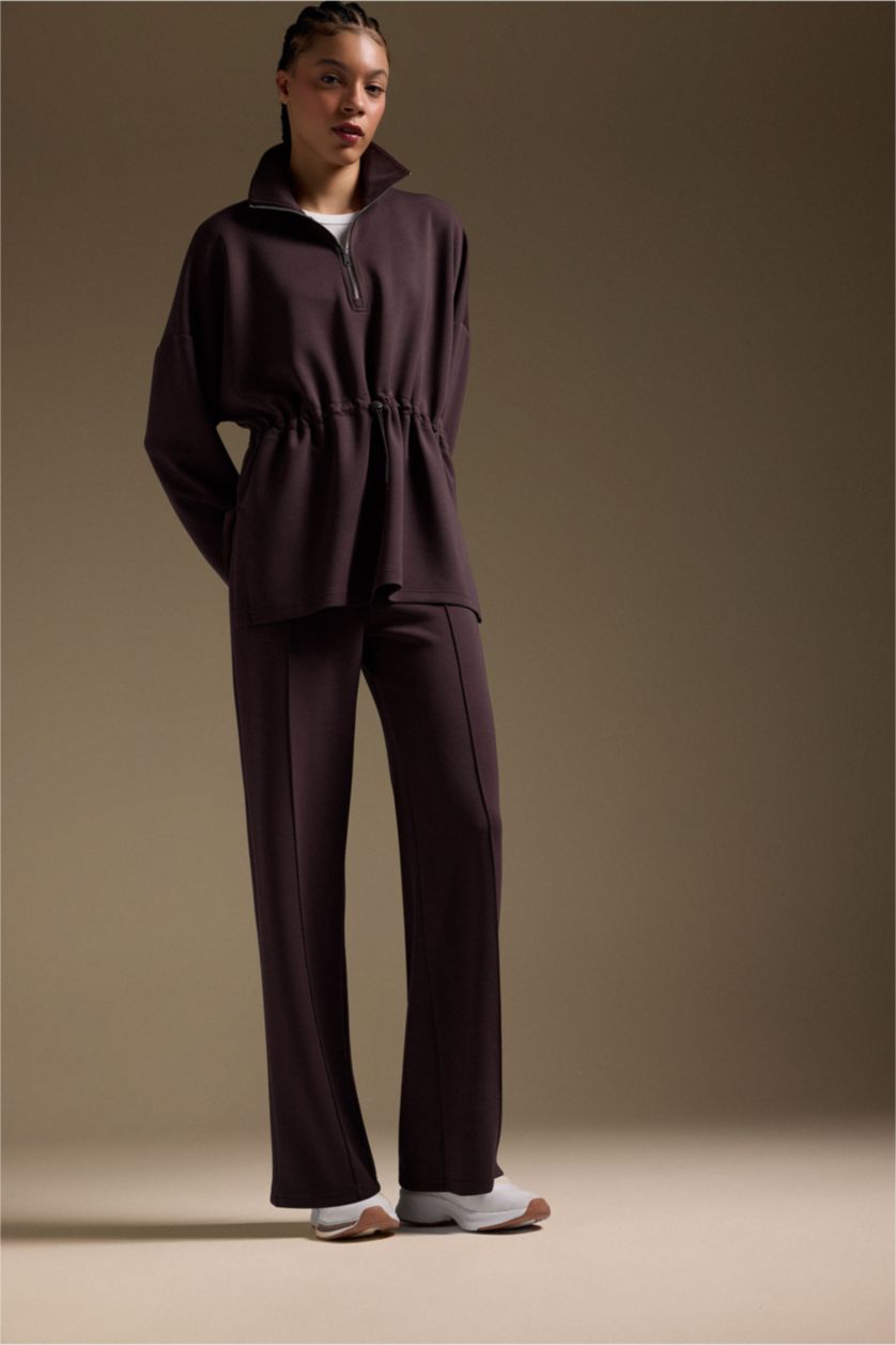 حريمي بني سويت شيرت رياضي قصة طويلة بياقة عالية نص سوسته