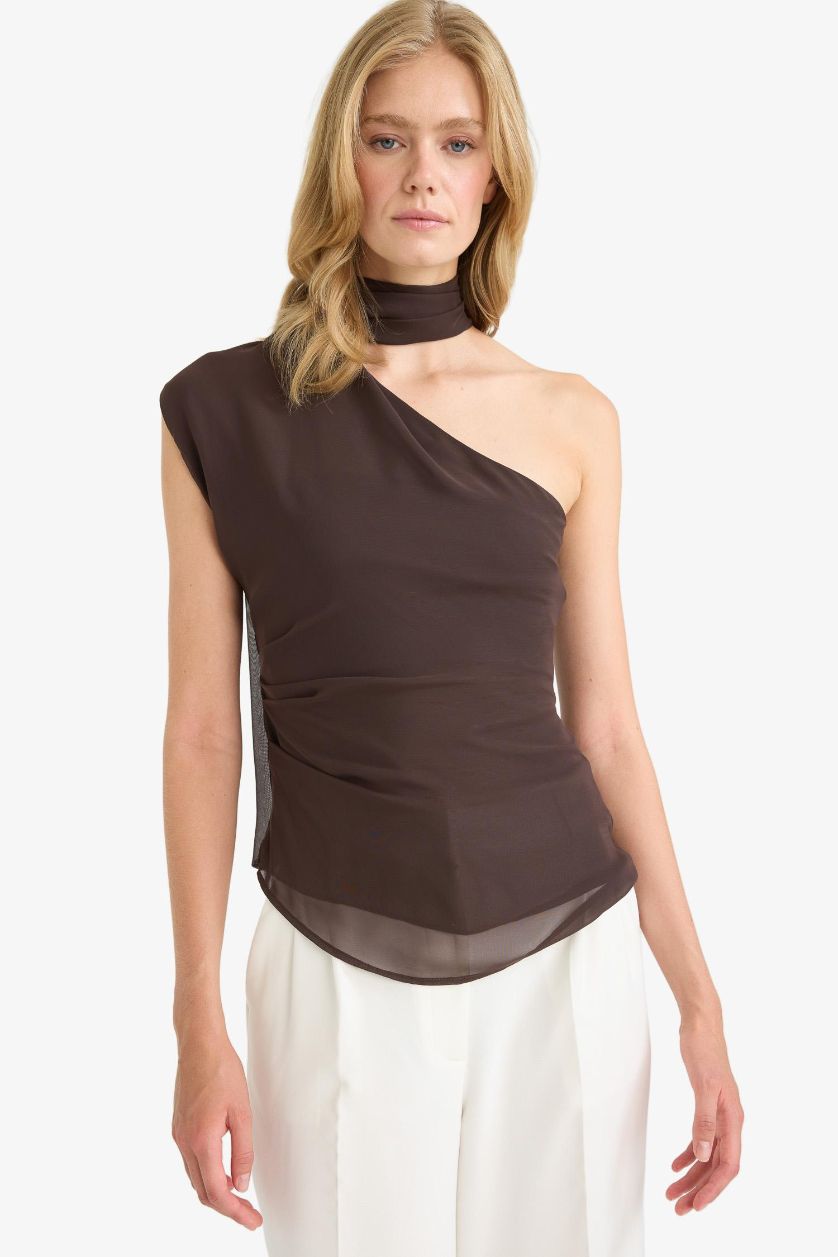 Kadın Kahve Regular Fit Şifon Tek Omuzlu Bluz