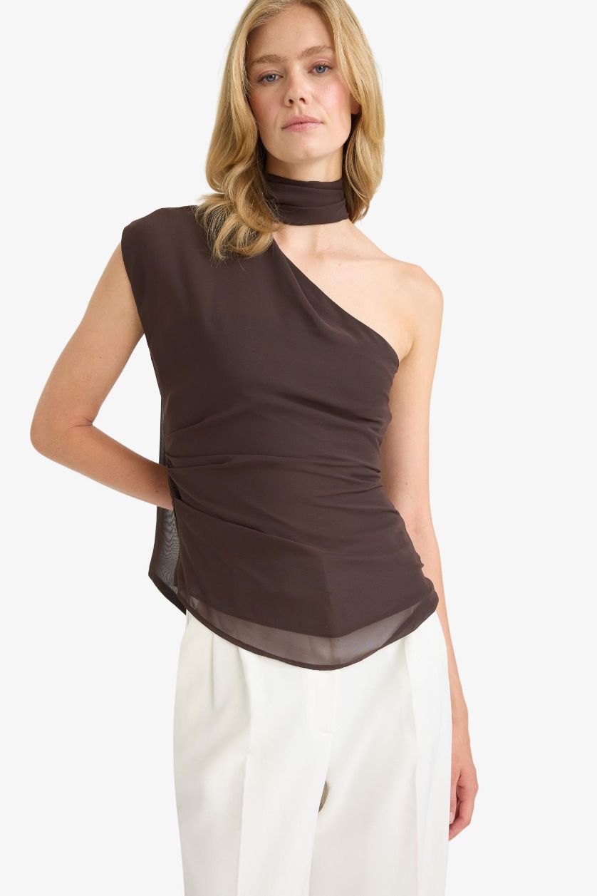Kadın Kahve Regular Fit Şifon Tek Omuzlu Bluz